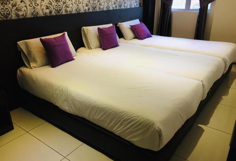 Remember Hotel Bukit Gambir