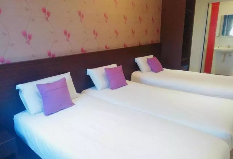 Remember Hotel Bukit Gambir