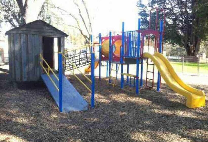 פנסיון Adelaide Hills Escape