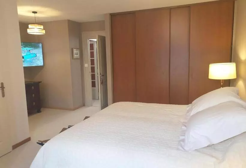 Majatalo Au Clos Du Bourg