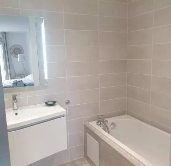 Majatalo Au Clos Du Bourg