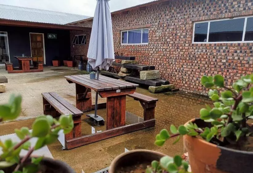 Majatalo En Route Guest House