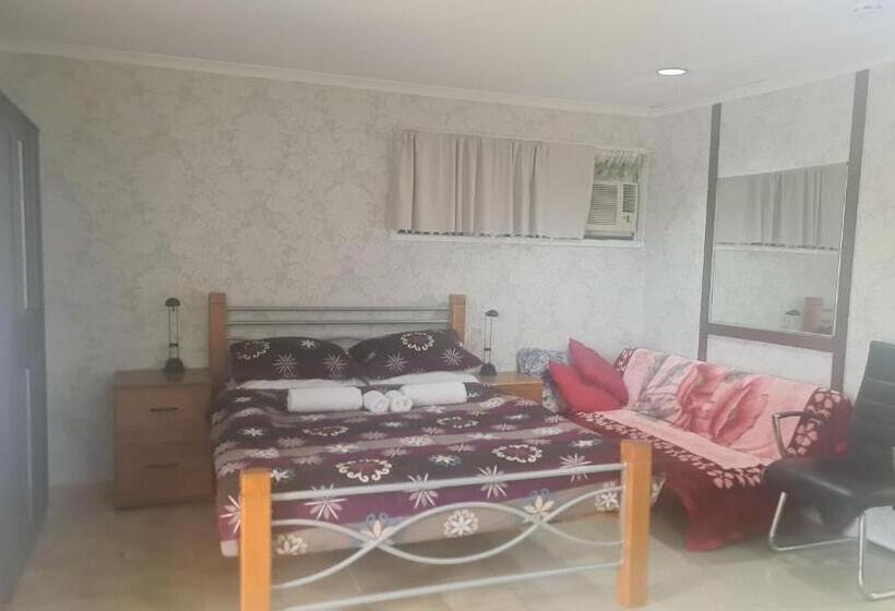 膳宿费 Jjjgm Place @ Alex Hills