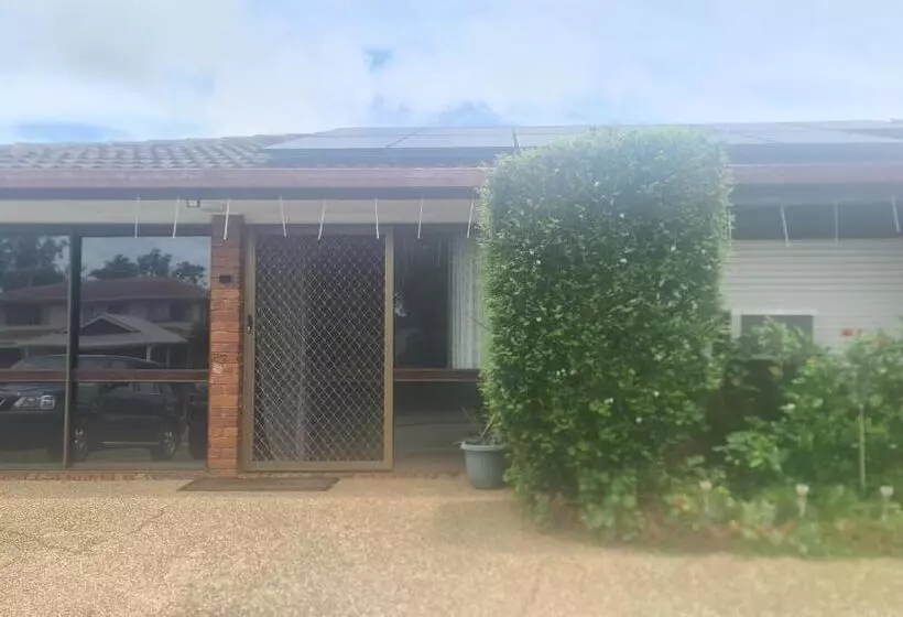 Majatalo Jjjgm Place @ Alex Hills