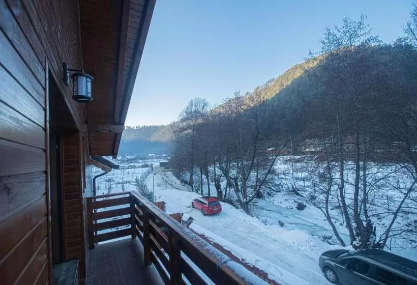 ペンション Livada Amely