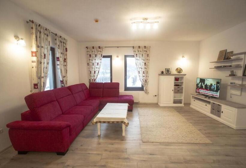 بنسيون Livada Amely