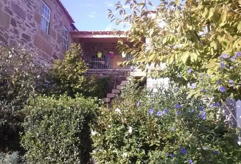 Majatalo Mesao Provesende