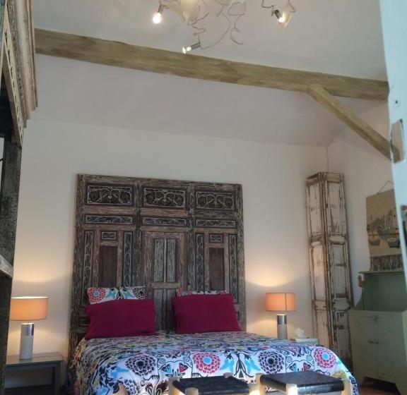 Пансион Terre De Boheme