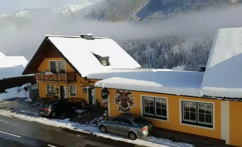 Retkeilymaja Gasthof Pension Stieber