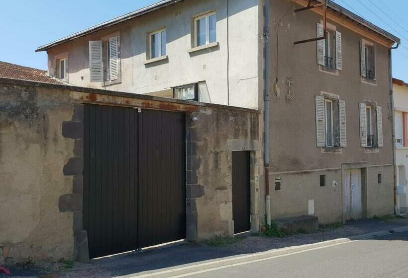 مبيت وإفطار Chez Stéphane Et Patricia