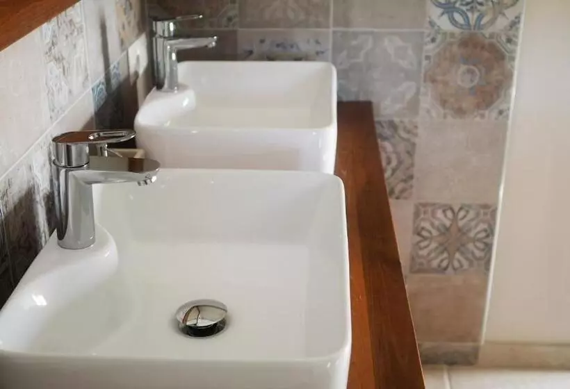 Aamiaismajoitus (B&B) L Ermitage De Saint Bardoux