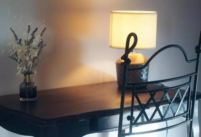 Aamiaismajoitus (B&B) L Ermitage De Saint Bardoux