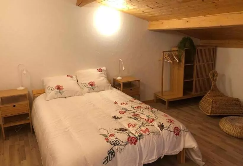 Aamiaismajoitus (B&B) La Maisonnette Auvergnate
