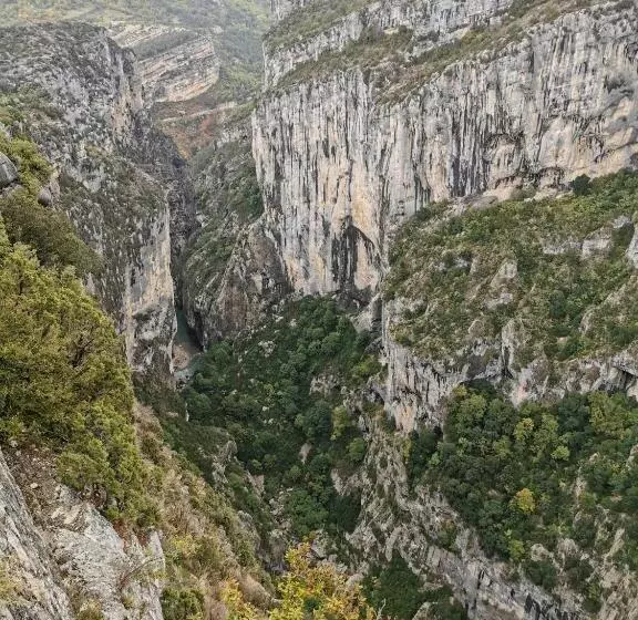 Aamiaismajoitus (B&B) La Peyregoune, Logement En Pleine Nature Et Table D Hôtes