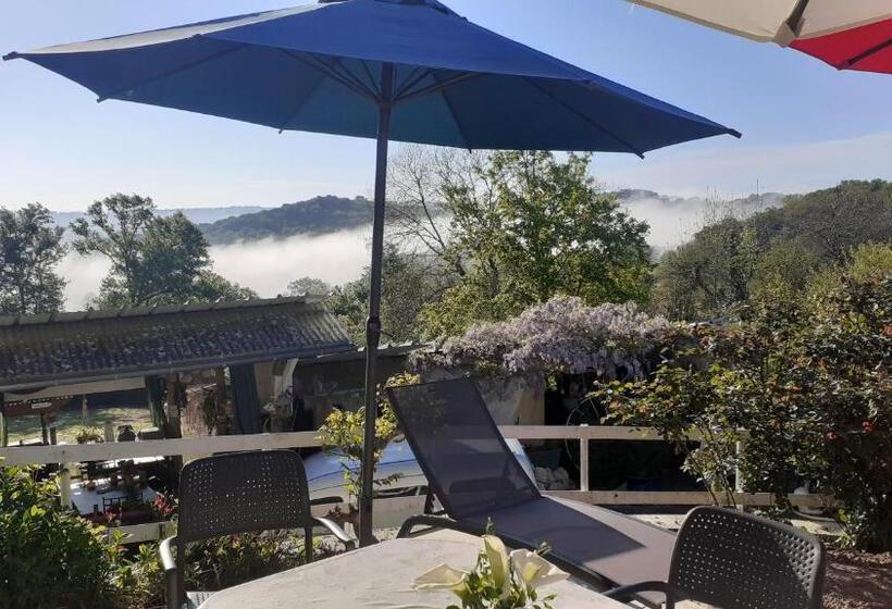 住宿加早餐  O Jardin