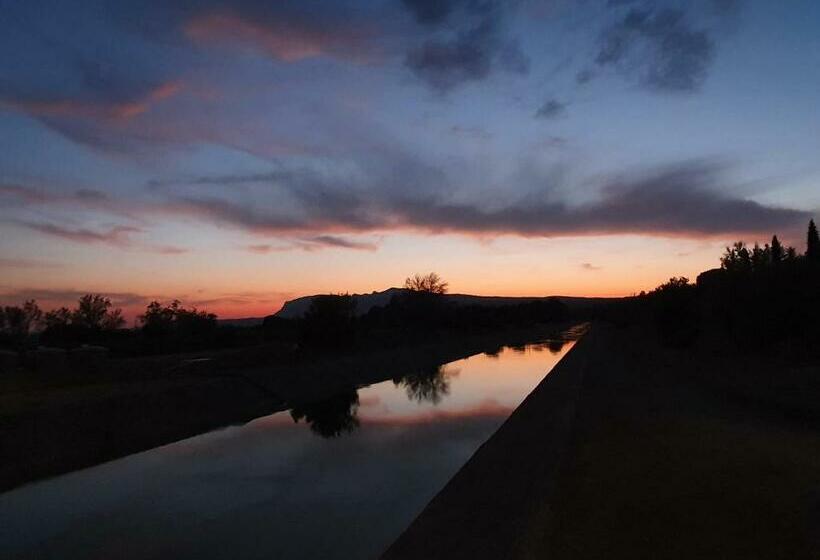 Bed & Breakfast Au Pays De Cézanne