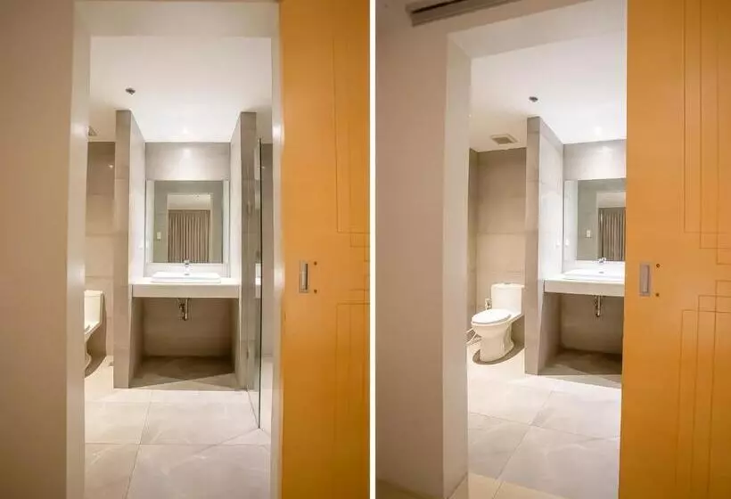 Hotelli Capital O 827 Speciale