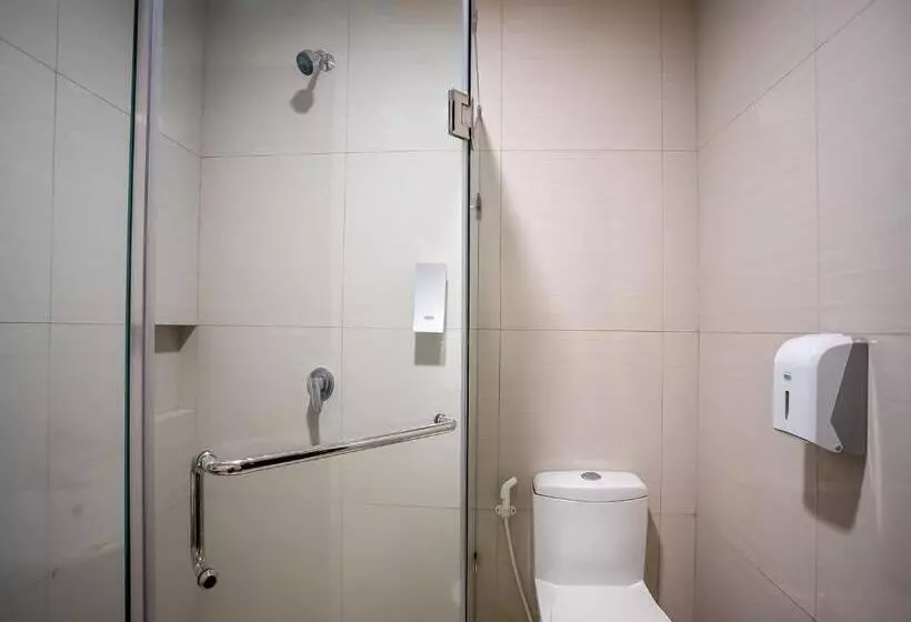 Hotelli Capital O 827 Speciale