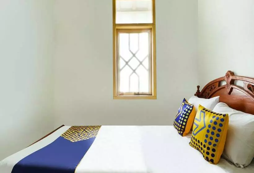 ホテル Spot On 90992 Eco Tourism Desa Panundaan Ciwidey