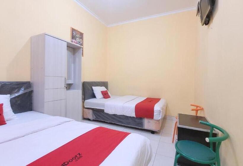 酒店 Reddoorz Syariah At Endrayanti Inn Rsud Yogyakarta