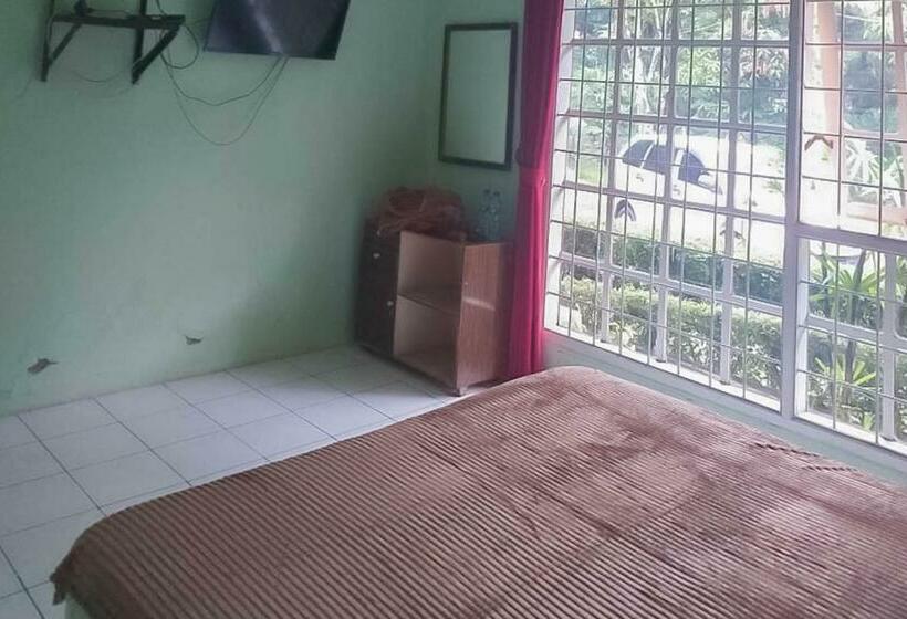 בית מלון כפרי Villa Getsemani Mitra Reddoorz