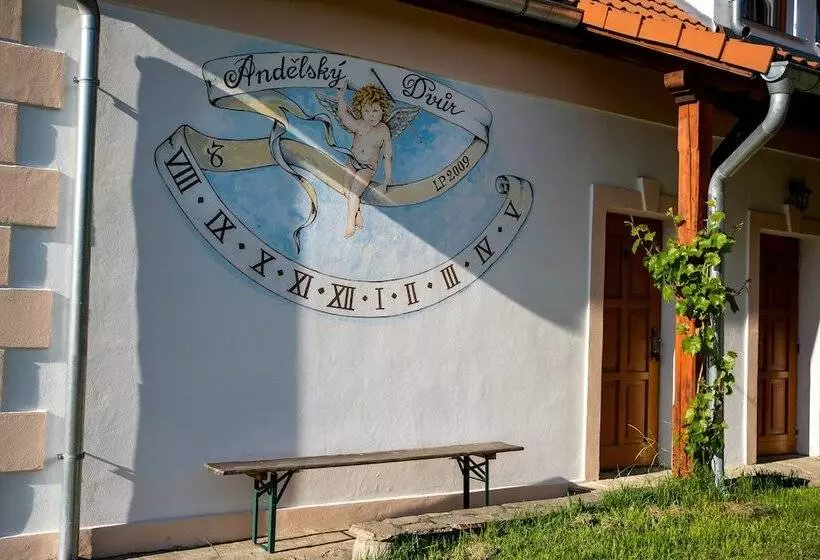 Majatalo Andělský Dvůr