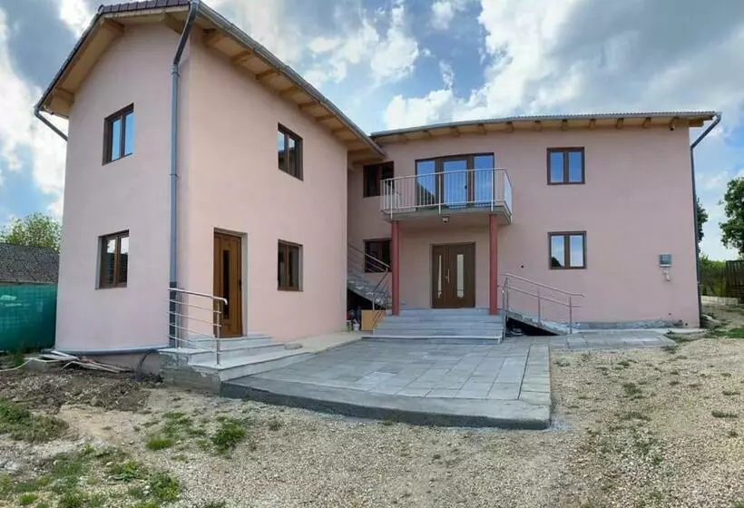 Majatalo Casa Bia Cribo Sannicolau De Munte   Bai Termale