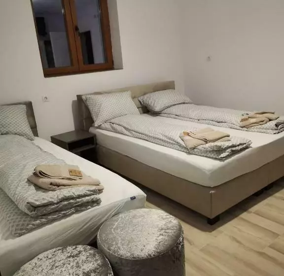 Majatalo Casa Bia Cribo Sannicolau De Munte   Bai Termale