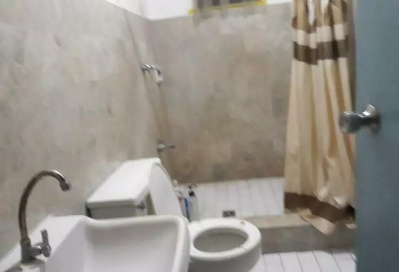 ペンション Cv Homes Guesthouse