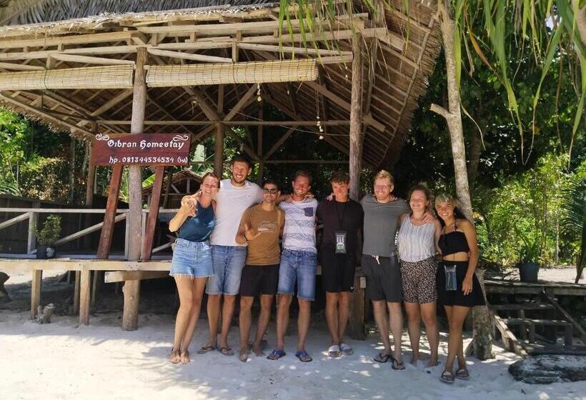 بنسيون Gibran Guest House