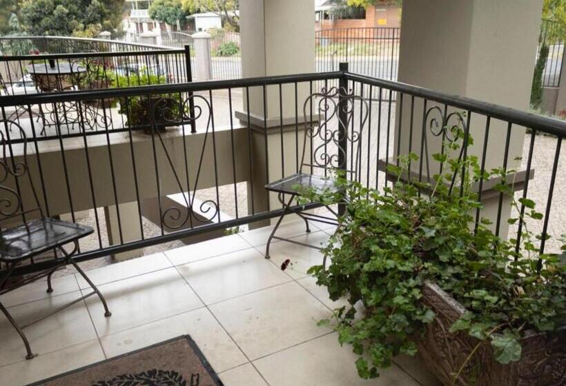 Pension Slot Loevenstein Guest House