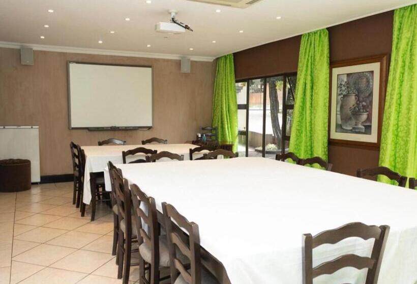 Pension Slot Loevenstein Guest House