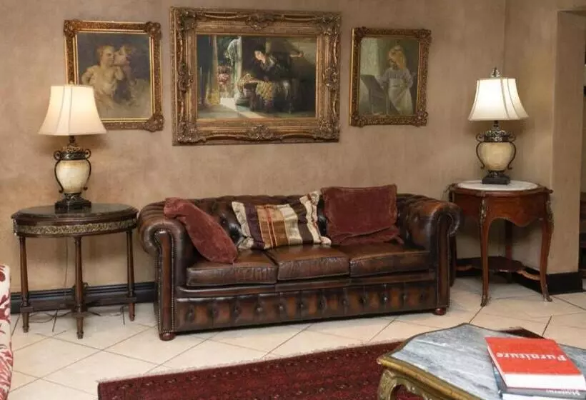 Majatalo Slot Loevenstein Guest House