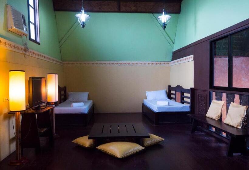 Playa Tropical Resort