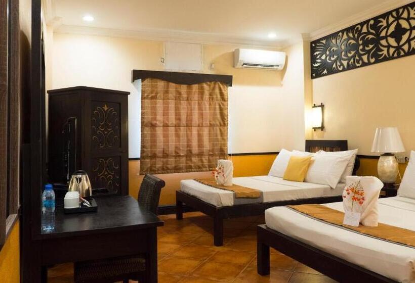 Playa Tropical Resort