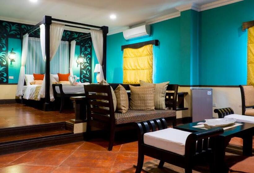 Playa Tropical Resort