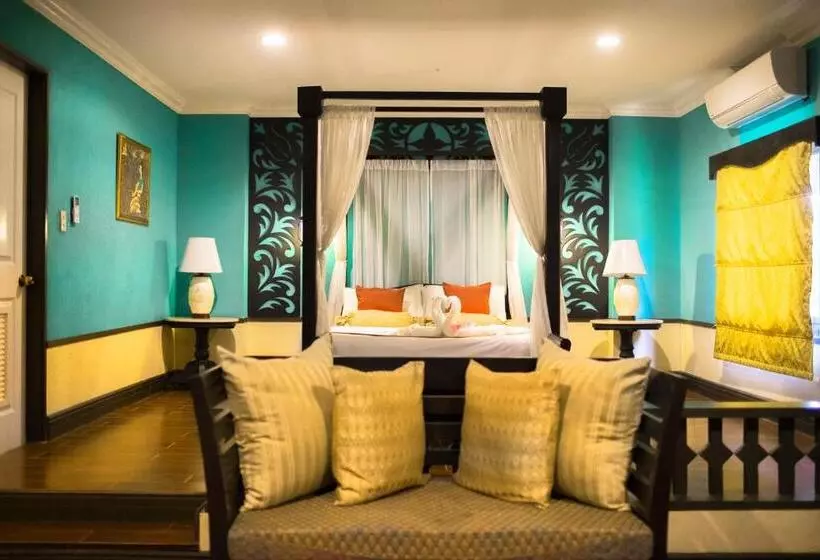 Playa Tropical Resort