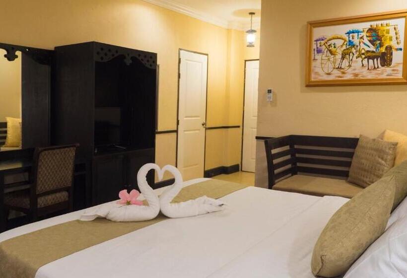 Playa Tropical Resort