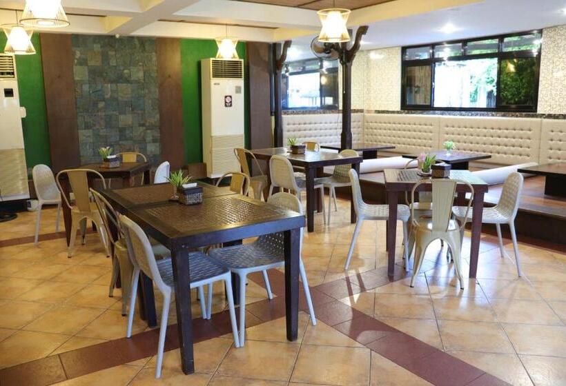 Playa Tropical Resort