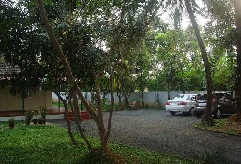 Bed and Breakfast Palmgrove Service Villa