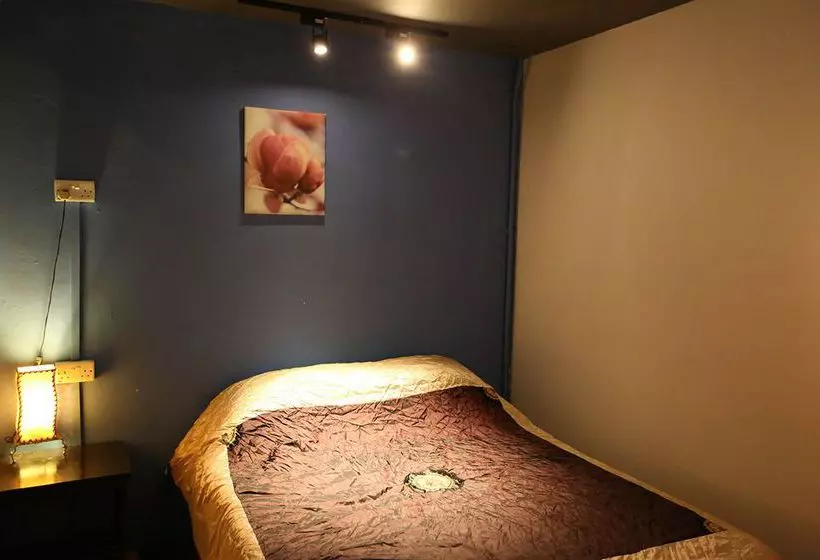 Fernloft (City) Hostel Singapore