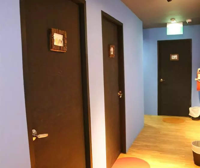 Fernloft (City) Hostel Singapore