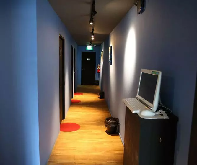 Fernloft (City) Hostel Singapore