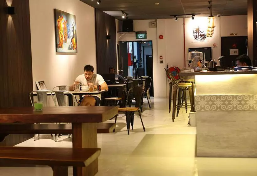 Fernloft (City) Hostel Singapore