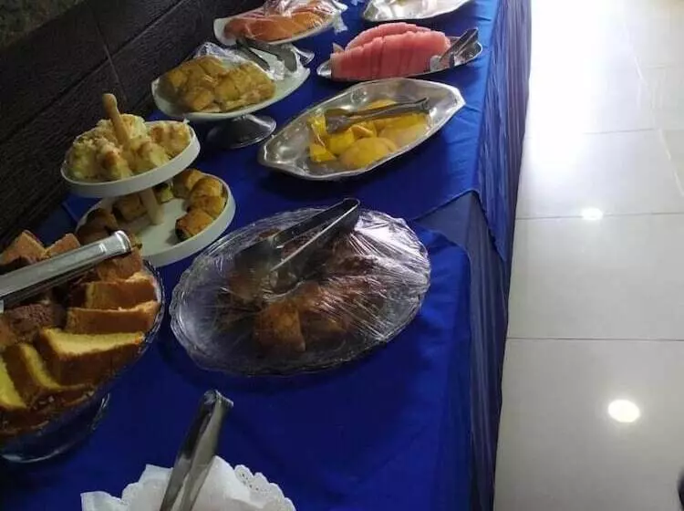 Отель Campina Executivo