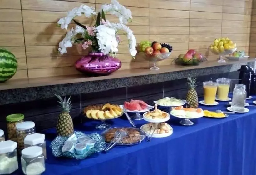 Отель Campina Executivo