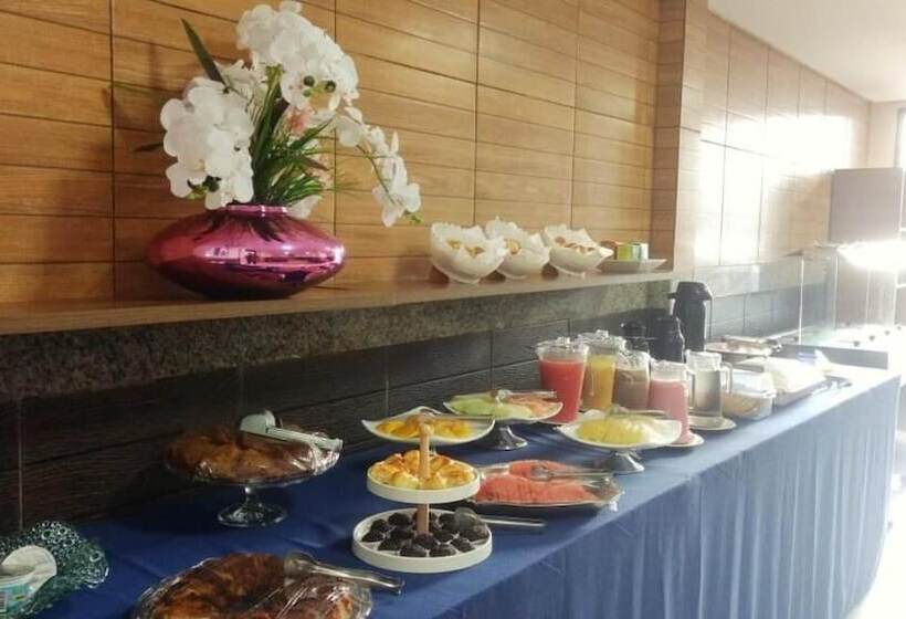 בית מלון כפרי Campina Executivo