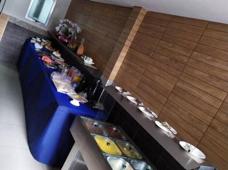 בית מלון כפרי Campina Executivo