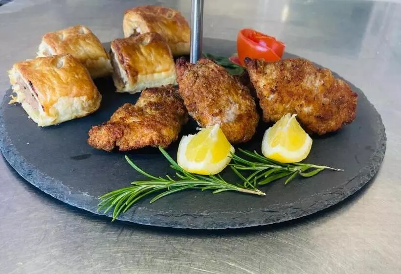 Hotel Charnwood Regency Guest House