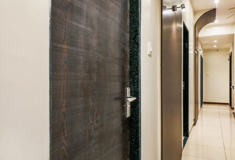 酒店 Fabexpress Adore Inn   Nr Mumbai International Airport